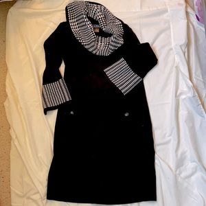 Small Jessica Howard cowl neck black dress